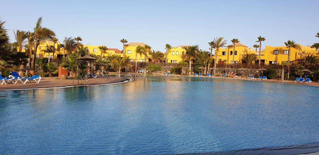 Apartment Tamarindo I Piscinas De Agua Salada Corralejo
